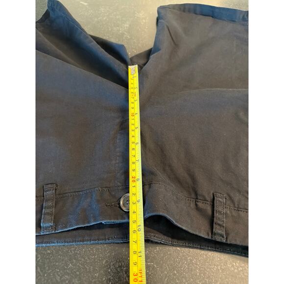 Liz Claiborne Black Bermuda Shorts Sz 10 - Picture 7 of 9